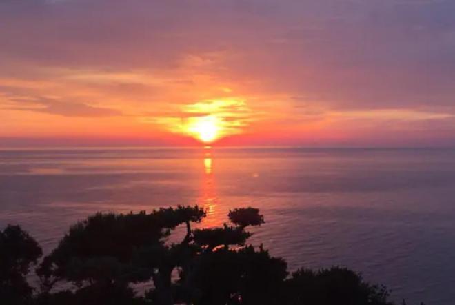 Coin De Paradis Vue Dominante Sur Mer, Montagne Et Tour Genoise Avec Jacuzzi Pino Ngoại thất bức ảnh