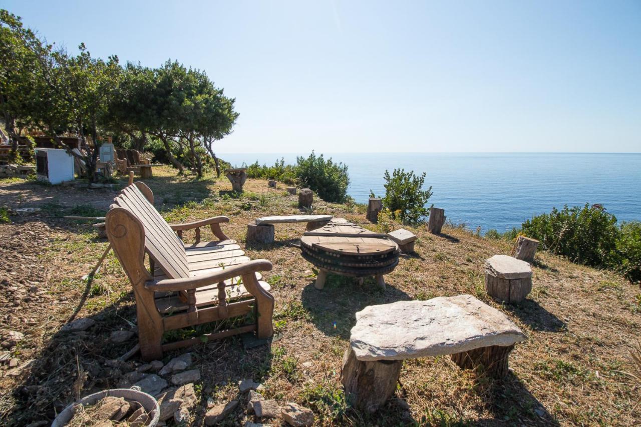 Coin De Paradis Vue Dominante Sur Mer, Montagne Et Tour Genoise Avec Jacuzzi Pino Ngoại thất bức ảnh